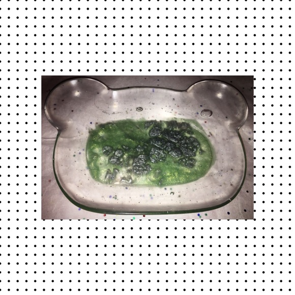 Green steel bear tray - Picture 1 of 1